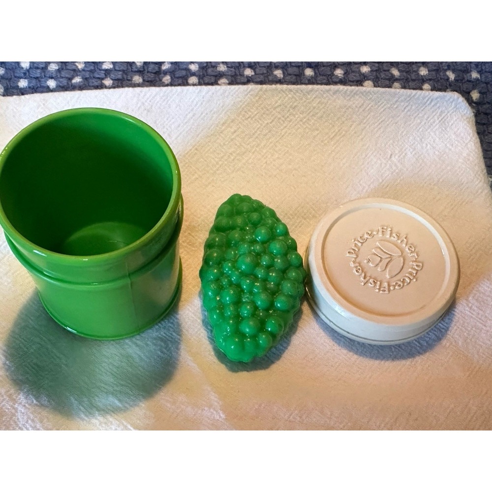 Vintage 1987 Fisher Price Baby Doll Food Peas Jar & Lid